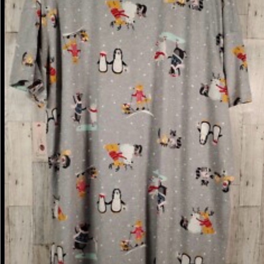 ❄️ Cute Winter Animal Print Sleep Shirt – Size L/XL ❄️ - Picture 3 of 4